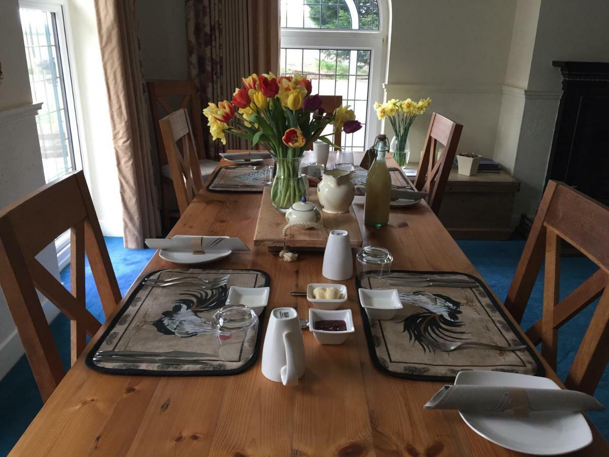 Stapehill Lodge B&B Hampreston Dış mekan fotoğraf